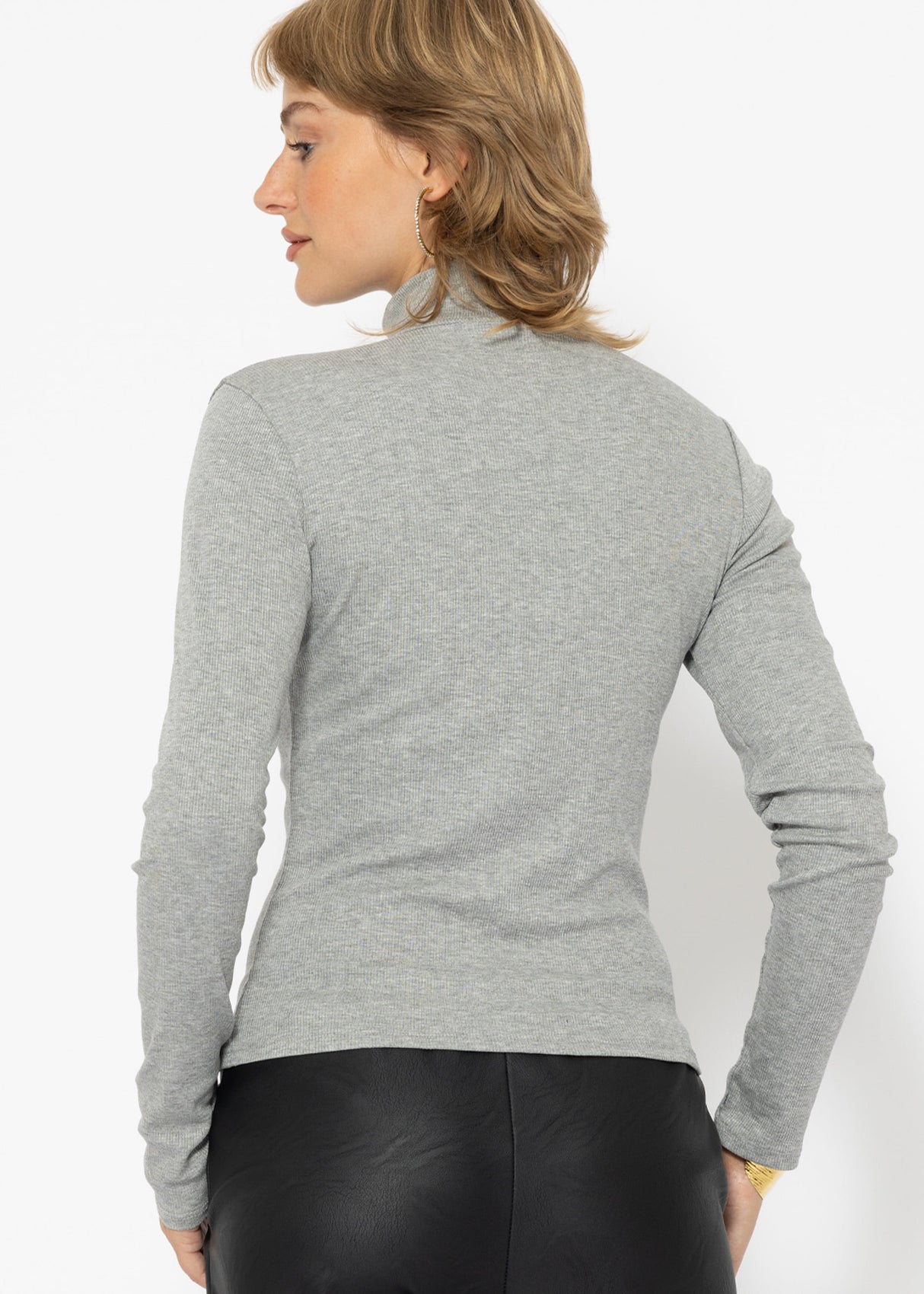 Langarmshirt mit Rollkragen und Biese - grau