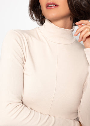 Langarmshirt mit Rollkragen und Biese - beige