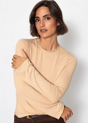 Langarmshirt mit Spitzeneinsatz  - beige