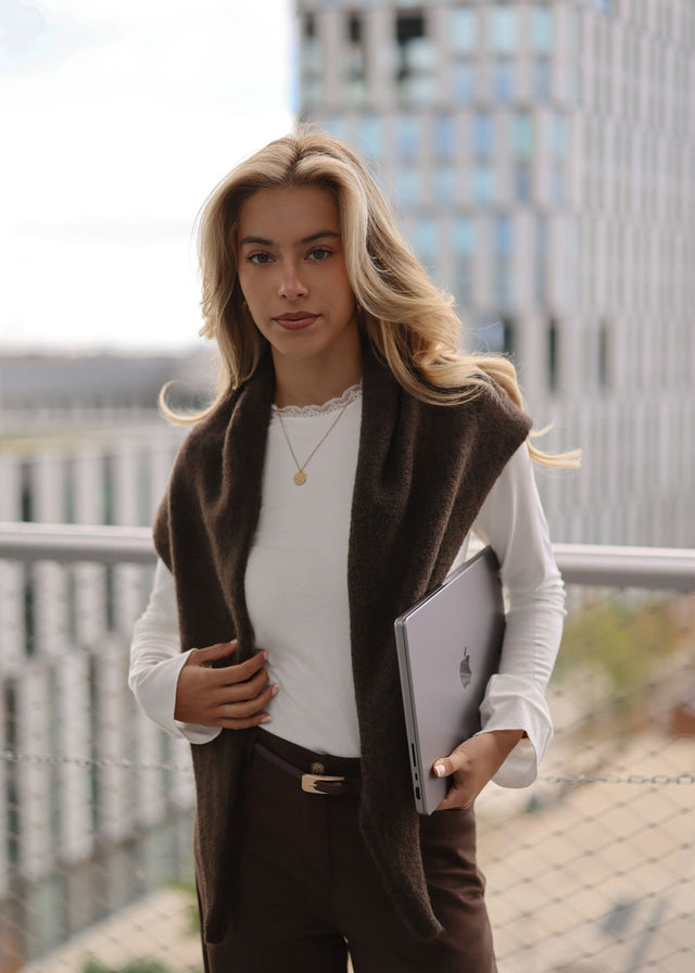 Long-sleeved top with lace insert - off-white