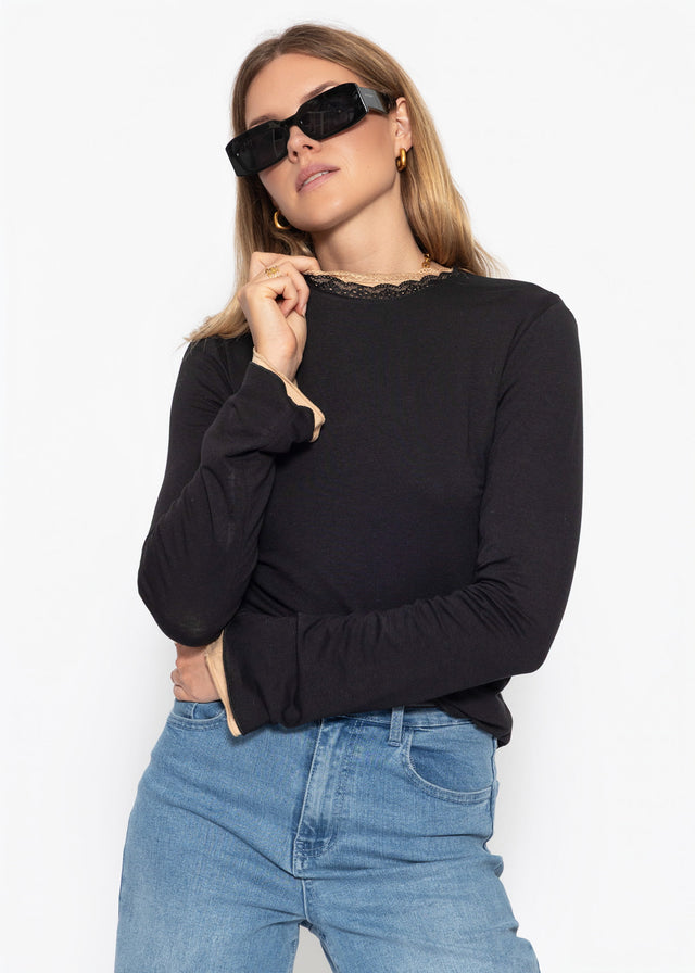 Langarmshirt mit Spitzeneinsatz  - schwarz - SASSYCLASSY