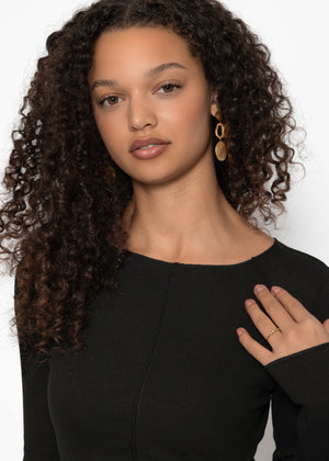 Langarmshirt mit Ziernähten - schwarz