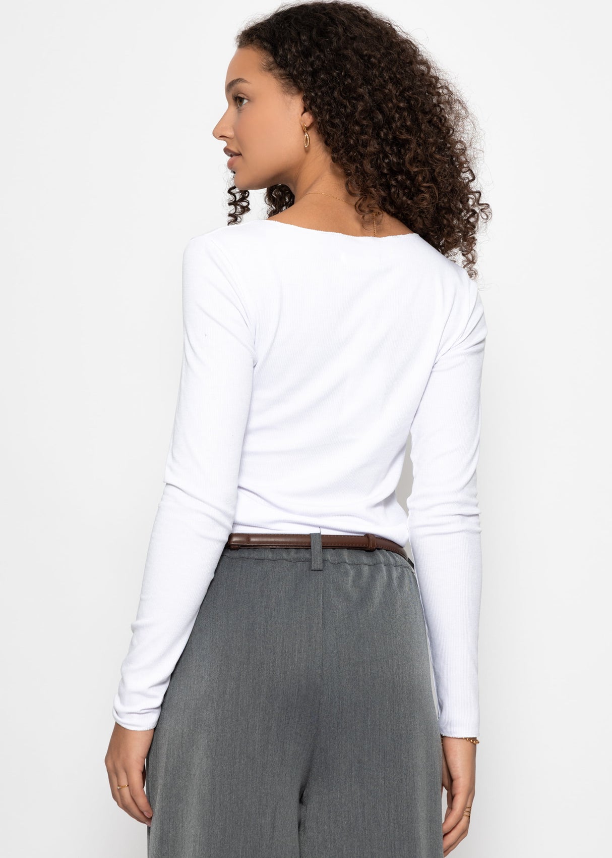 Langarmshirt mit Ziernähten - weiß