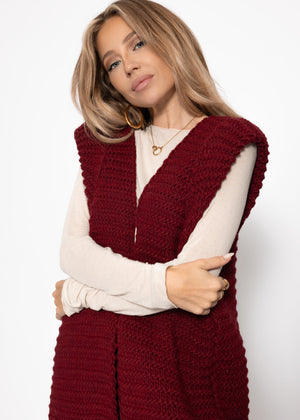 Long sleeveless knit vest with structured shoulders - burgundy