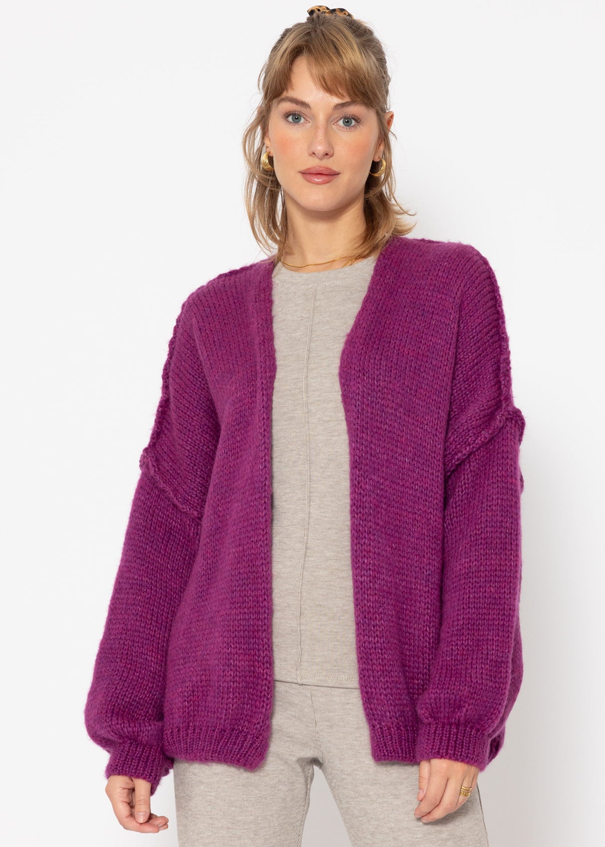 Lässiger Cardigan mit Außennähten - violett