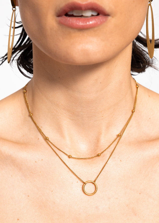 Layered necklace with beads - gold