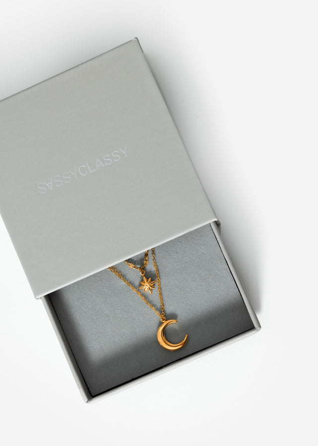 Layered necklace with star and moon - gold