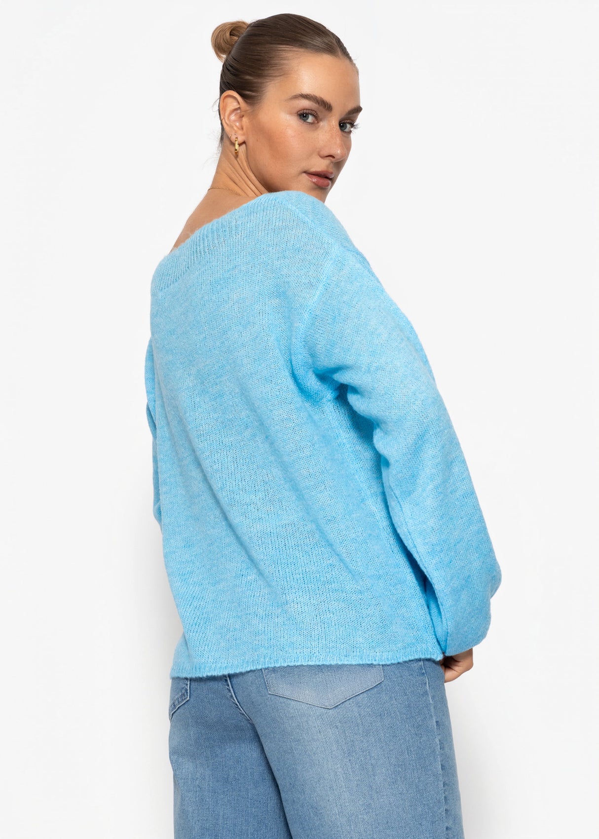 Leicht transparenter Feinstrickpullover - hellblau