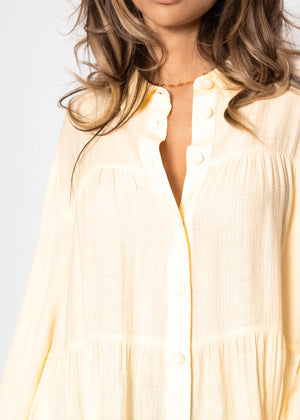 Leichte Bluse mit Volants - buttergelb