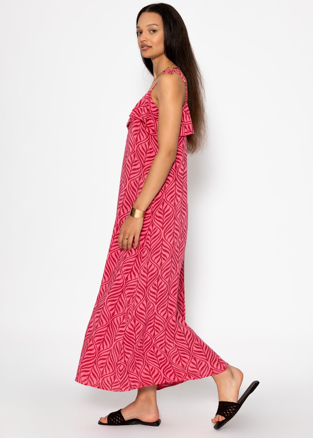 Langes Kleid mit Volants und Print - rosa