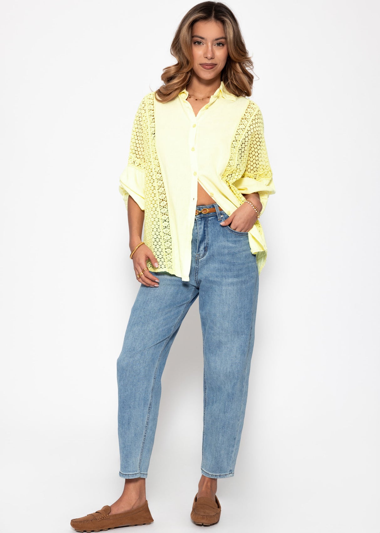 Linen blouse with lace - butter yellow