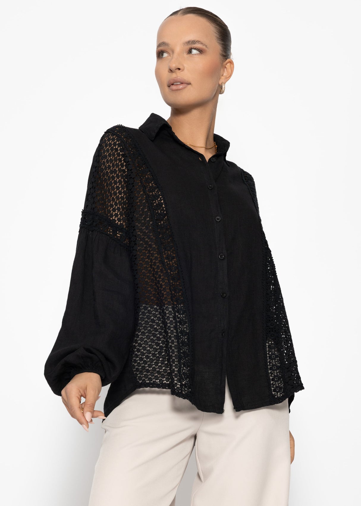 Leinen Bluse mit Spitze - schwarz