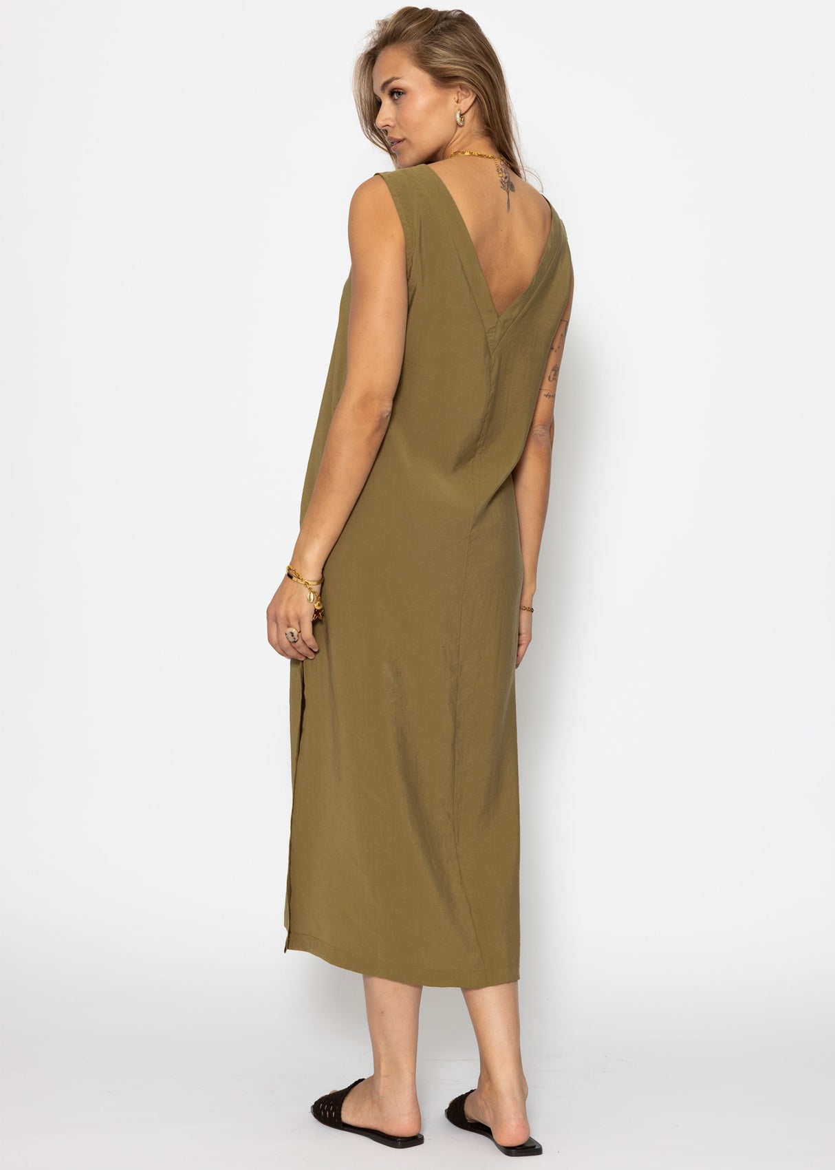 Maxi Kleid mit V-Ausschnitt - khaki