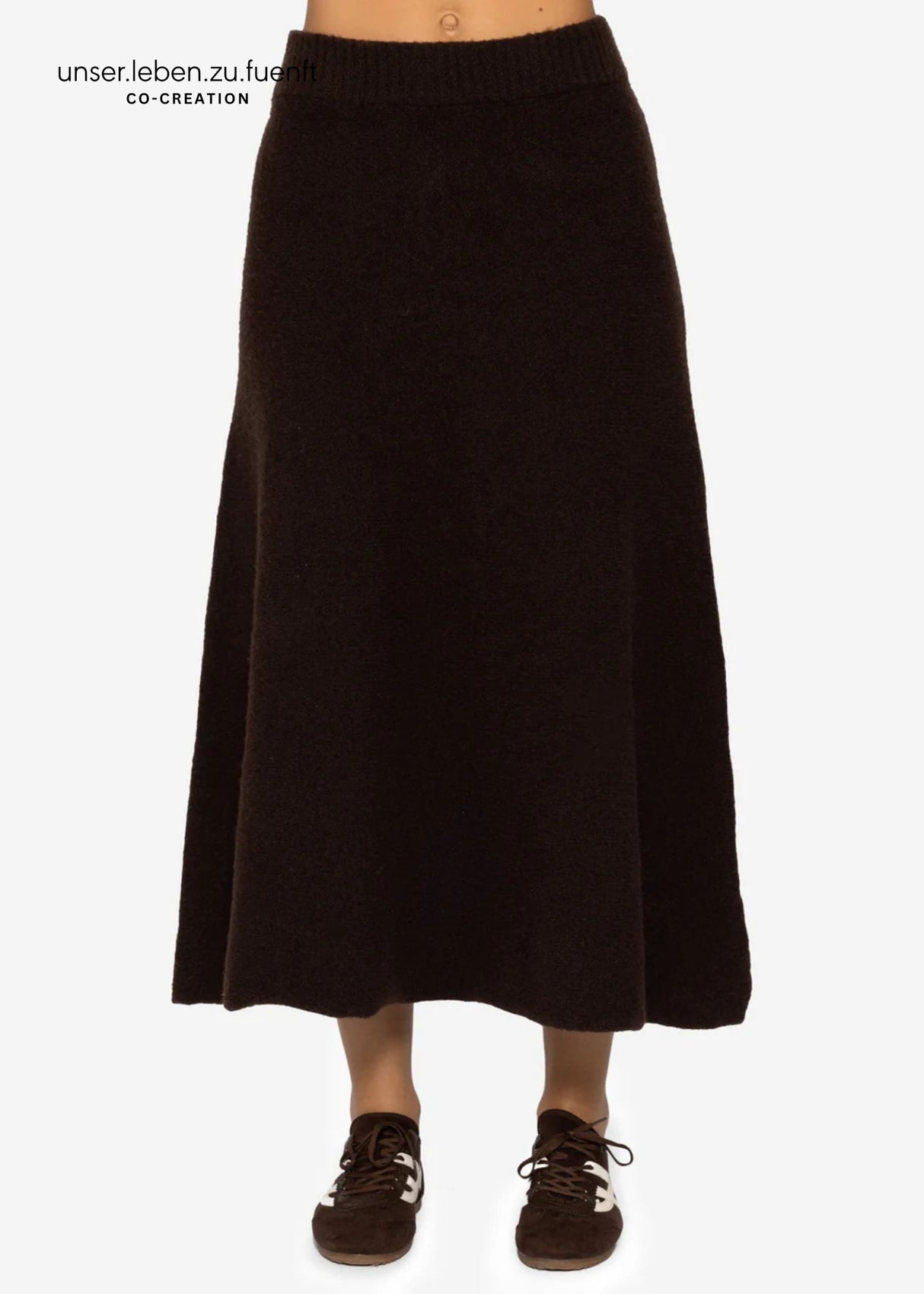Maxi knit skirt in A-line - dark brown