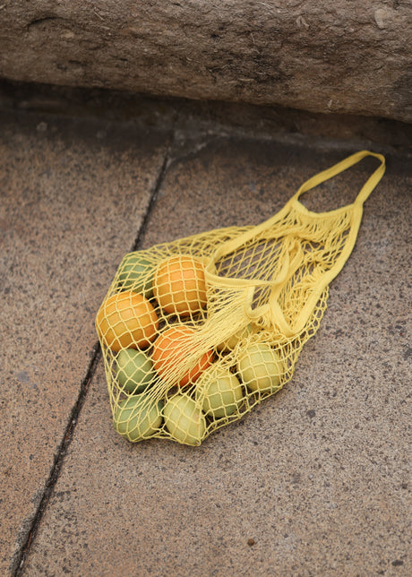 Mesh-Netztasche - gelb von SASSYCLASSY