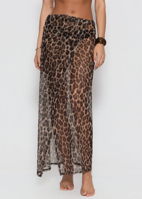 Mesh Pareo mit Leo-Print - braun by SASSYCLASSY