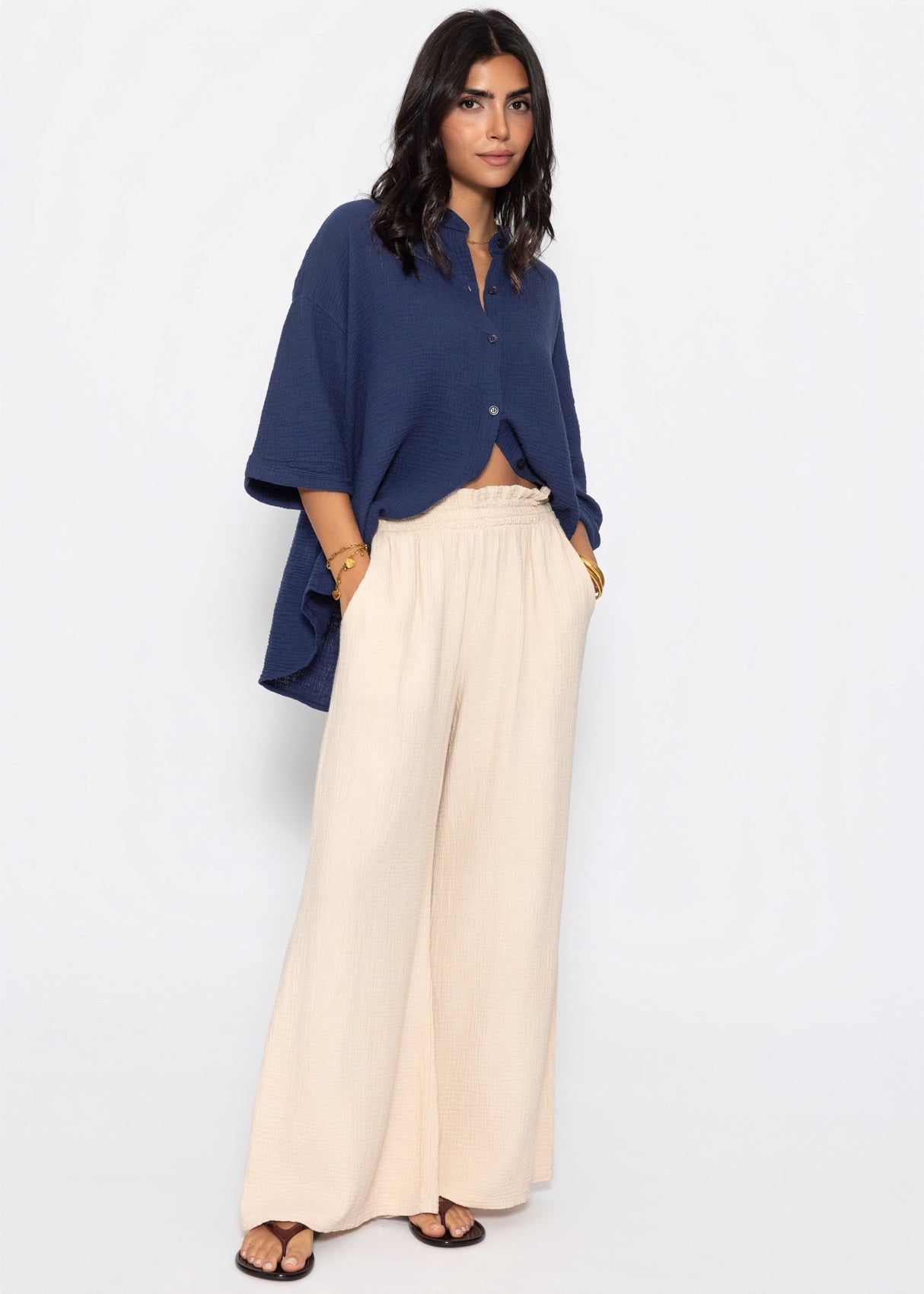 Musselin Bluse mit halblangen Ärmeln - dunkelblau