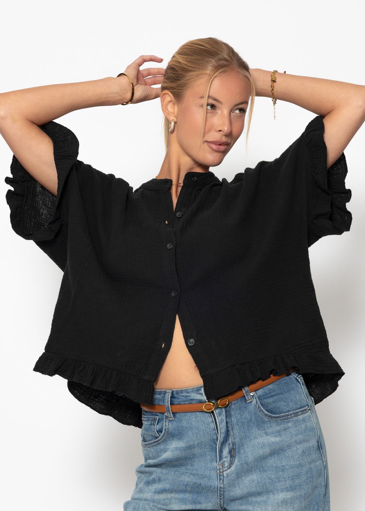 Musselin Bluse mit Rüschensaum - schwarz