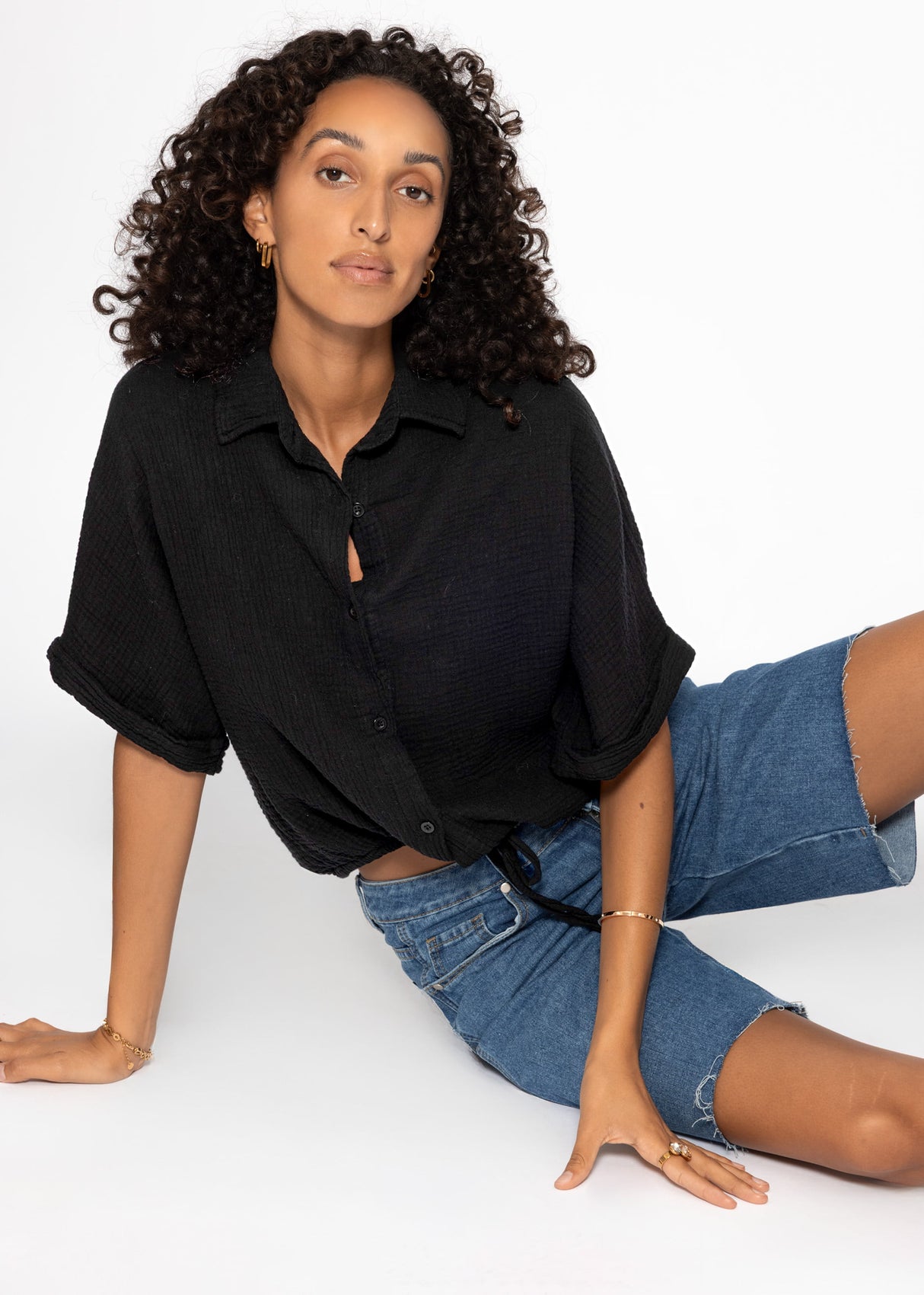 Musselin Bluse mit Zugband - schwarz