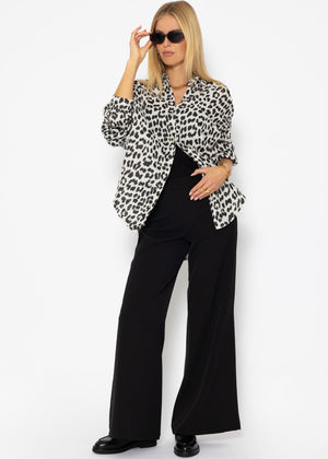 Musselin Blouse Oversize briefly with Leo -Print - OffWhite