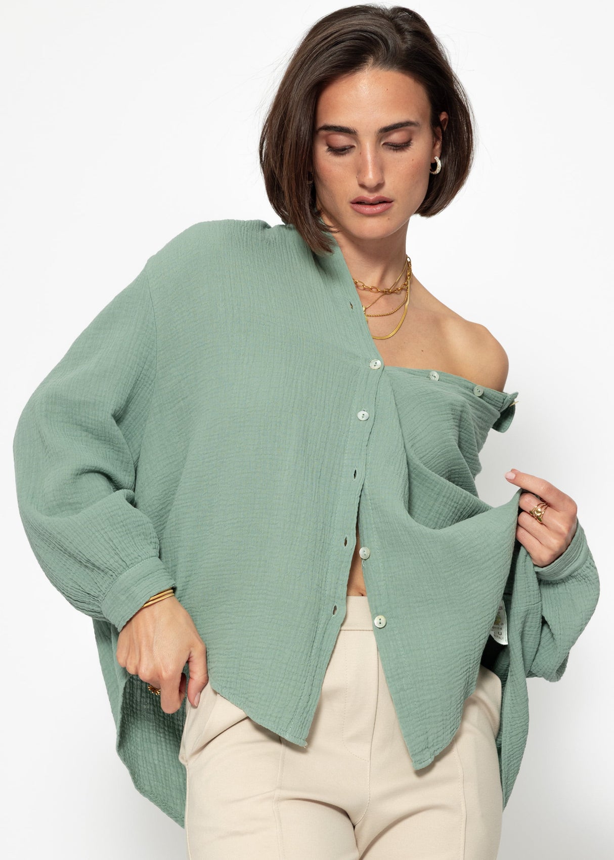 Muslin blouse oversize, short, sage green