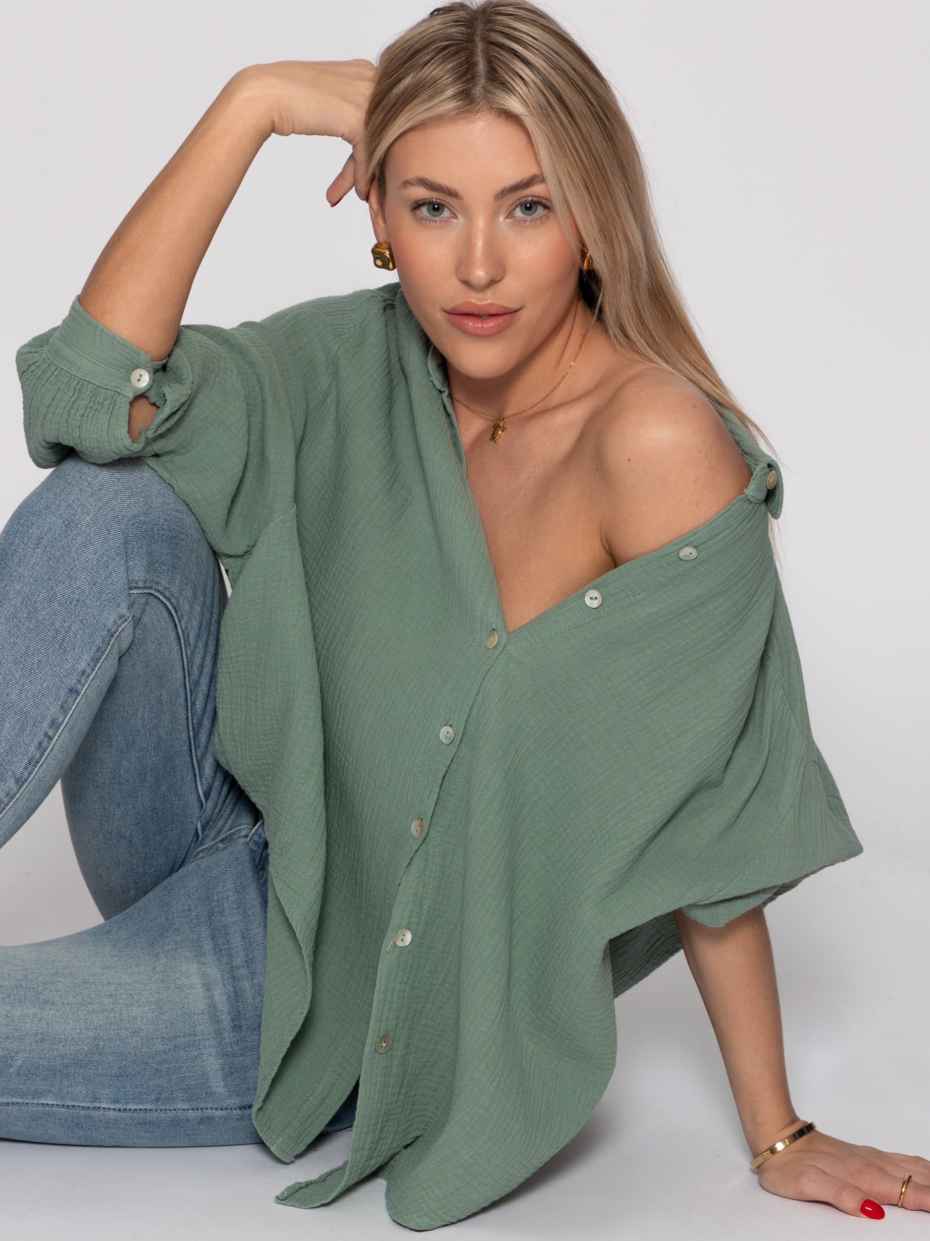 Musselin Bluse oversize, kurz - salbeigrün