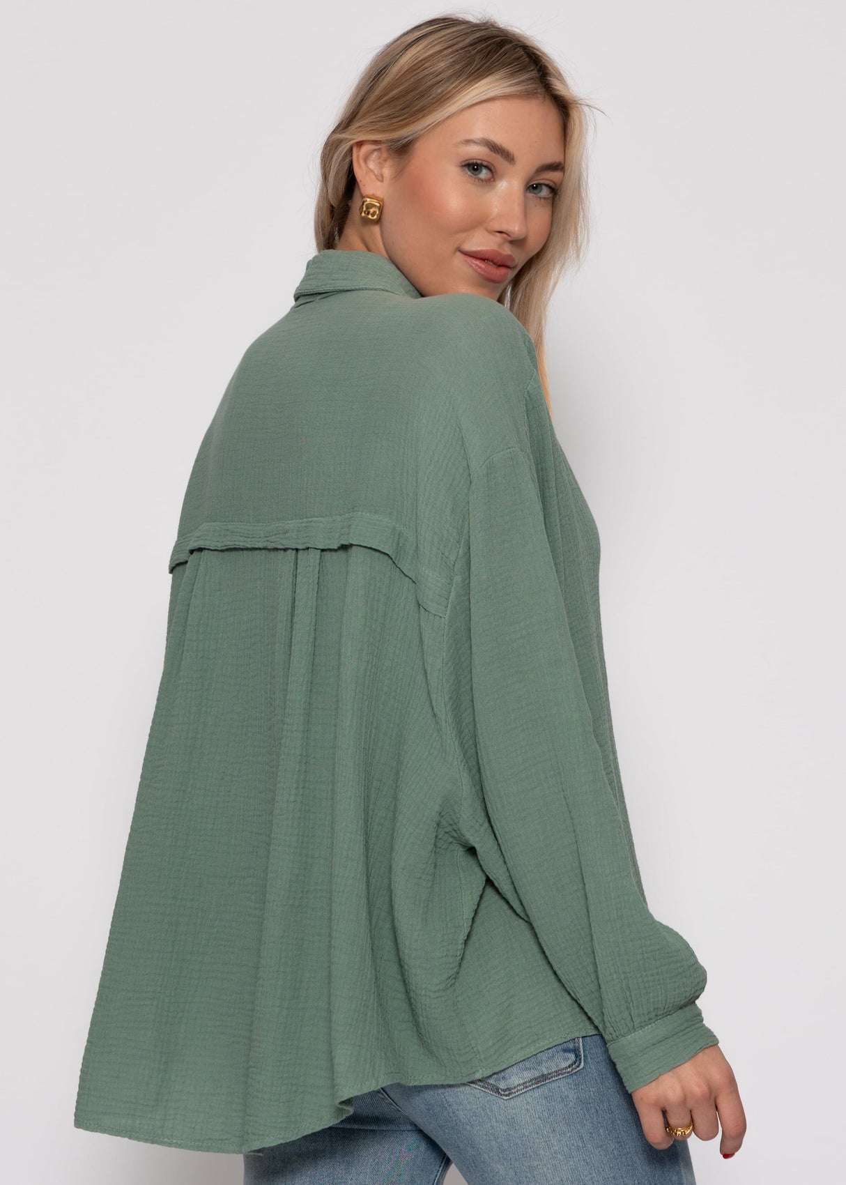 Muslin blouse oversize, short, sage green