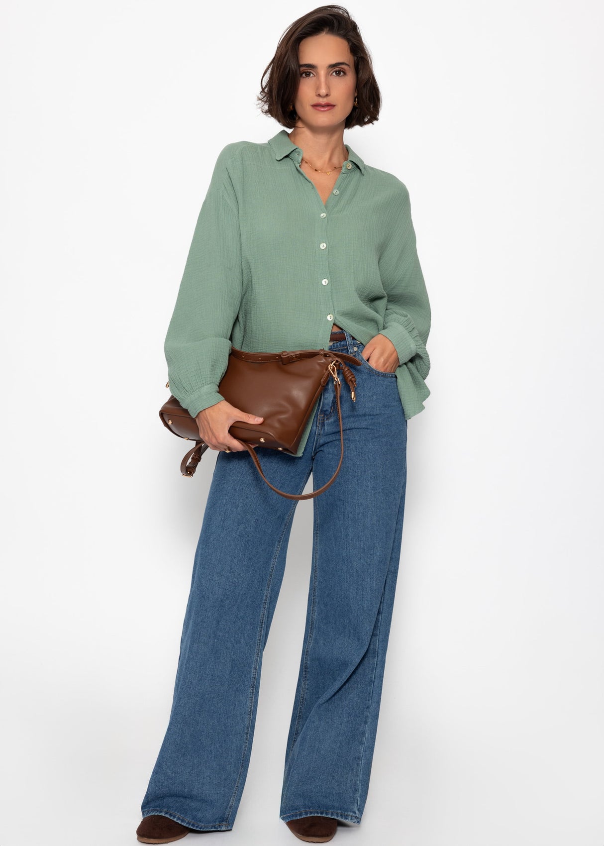 Musselin Bluse oversize, kurz, salbeigrün