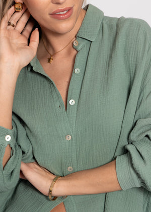 Muslin blouse oversize, short, sage green