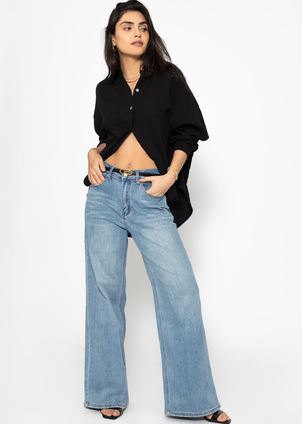 Muslin blouse oversize, short, black
