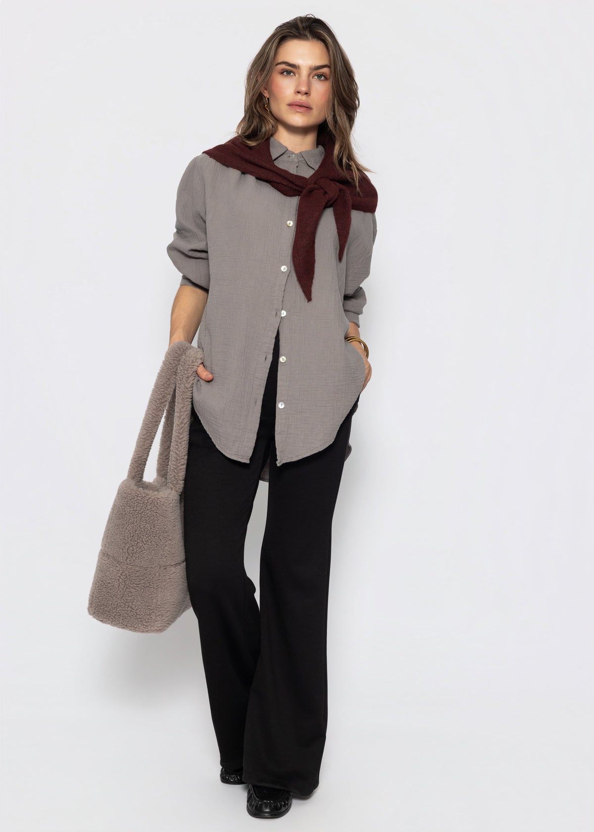 Musselin Bluse oversize, kurz - taupe