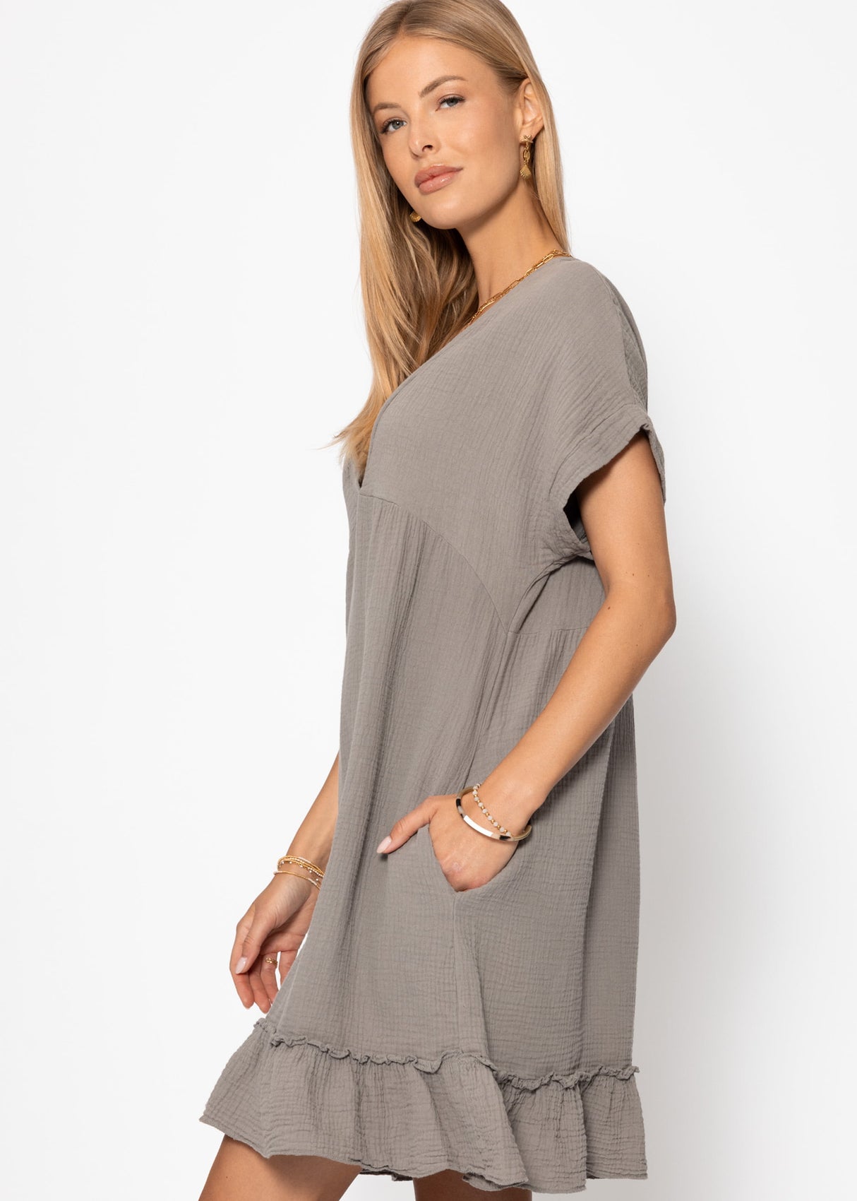 Musselin Kleid mit V-Ausschnitt - taupe