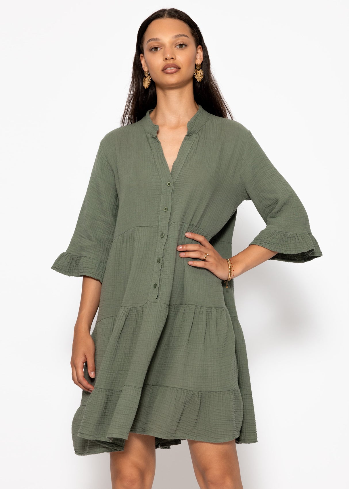 Musselin Kleid mit Volants - khaki