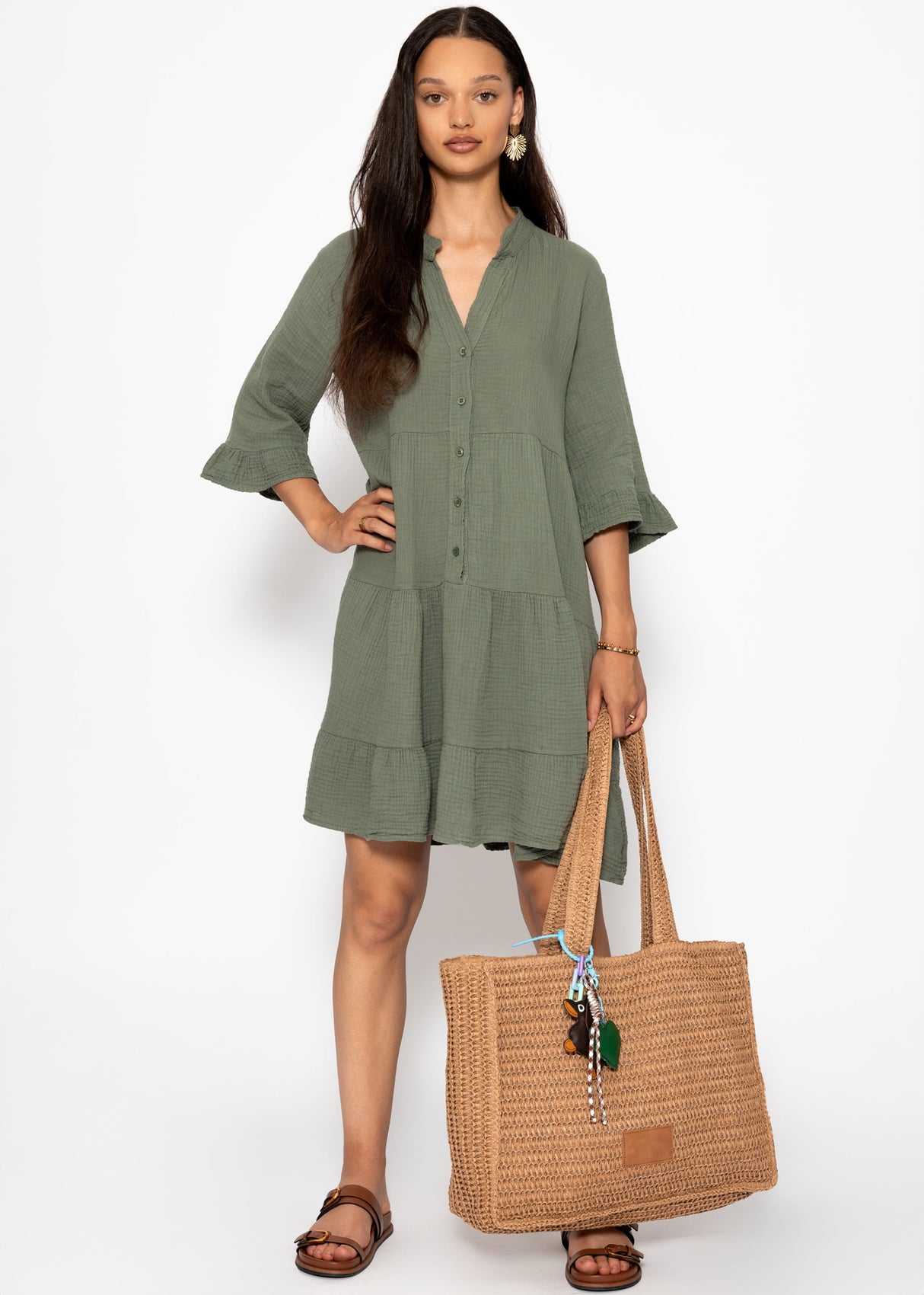 Musselin Kleid mit Volants - khaki