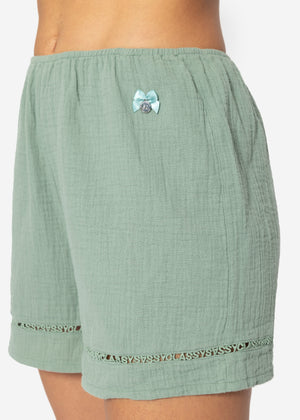 Muslin pajama shorts with lace trim - sage green