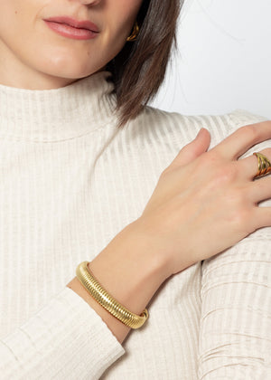 Open bangle - gold