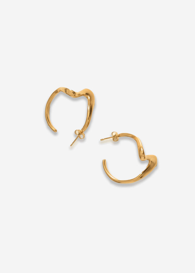 Stud earrings in an organic wave shape - gold