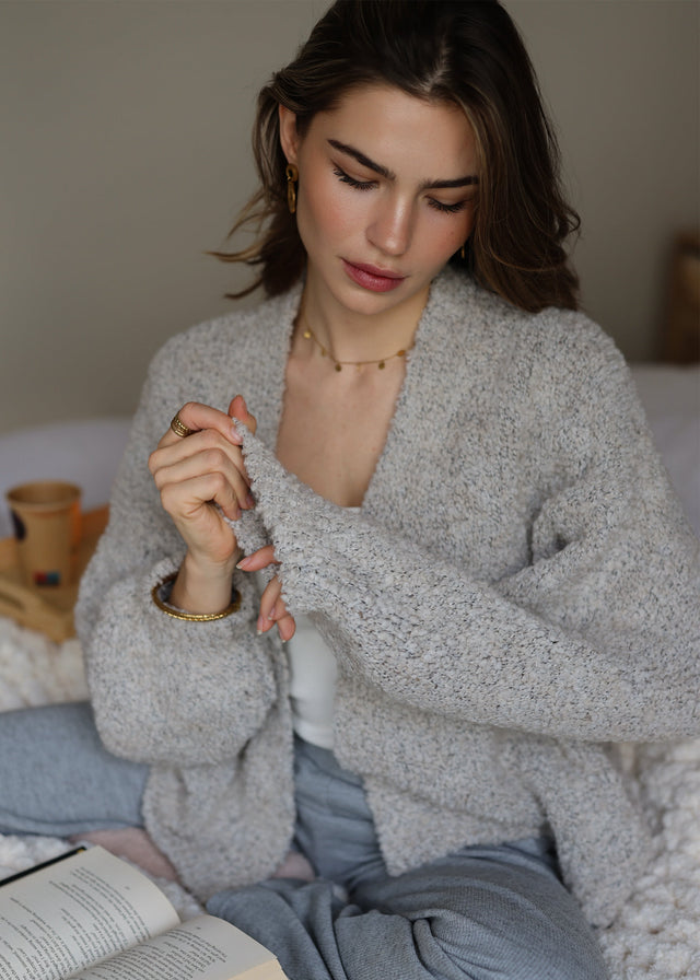 Oversize Cardigan aus Bouclé - greige