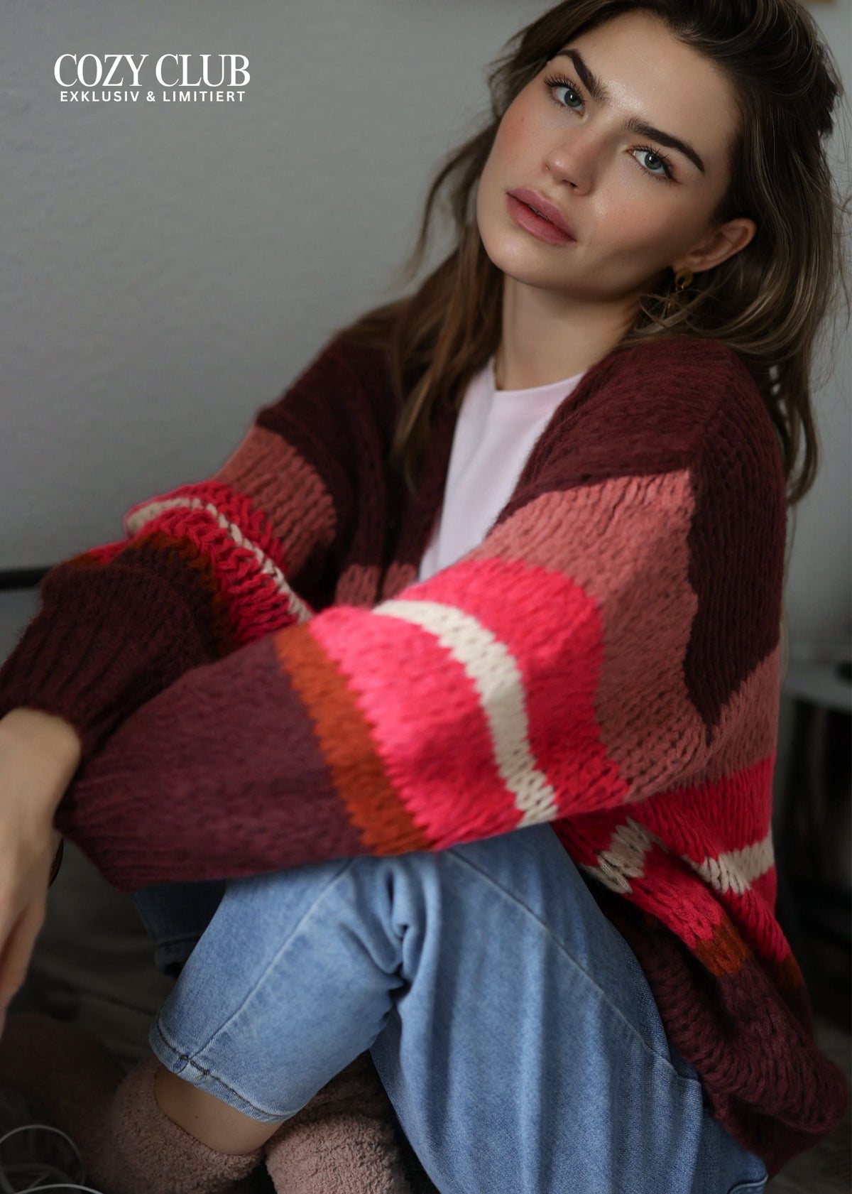 Oversize Cardigan mit Multicolor Streifen - burgundy