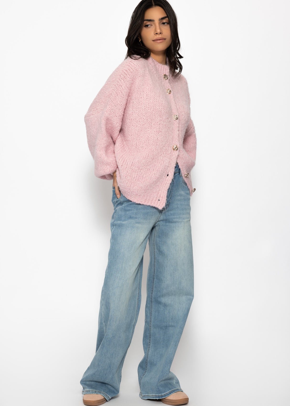 Oversize Cardigan mit Schmuckknöpfen - rosa
