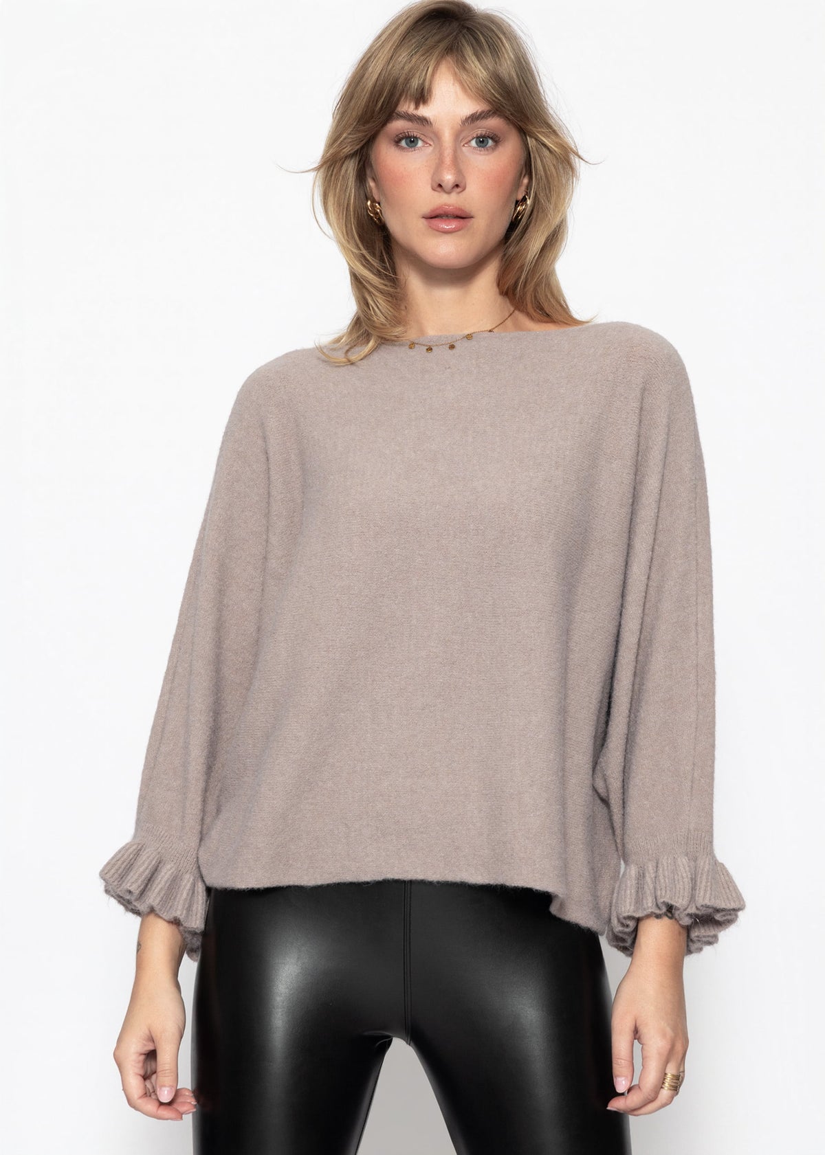 Oversize Pullover mit U-Boot Ausschnitt - taupe
