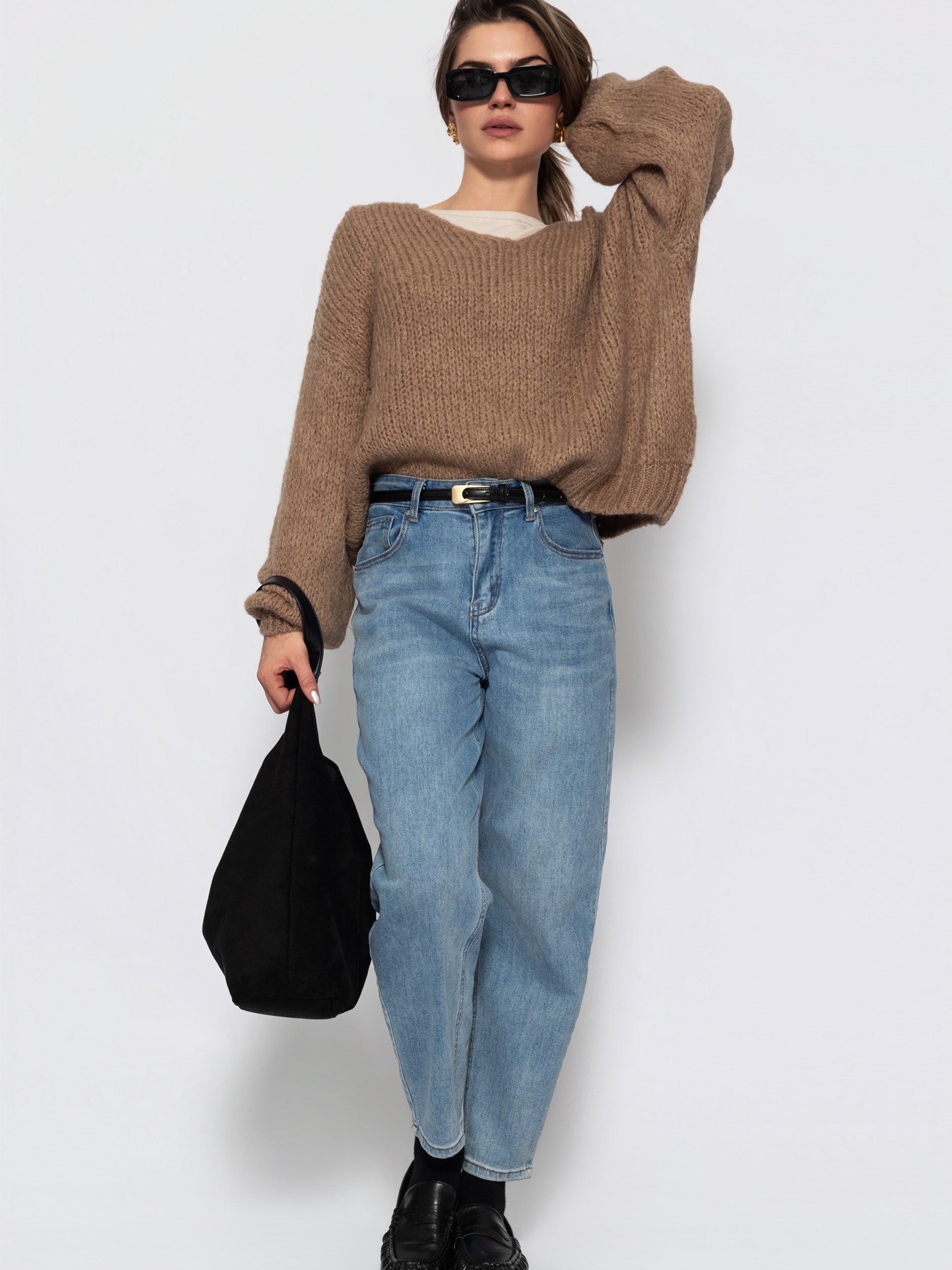 Oversize Pullover mit V-Ausschnitt - hellbraun