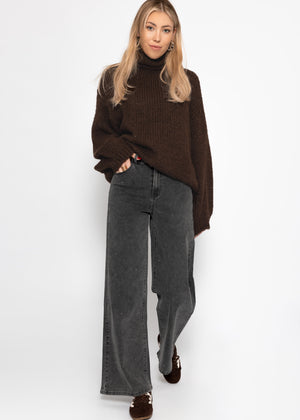 Oversized turtleneck sweater - brown