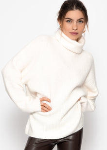 Oversize Rollkragenpullover - offwhite