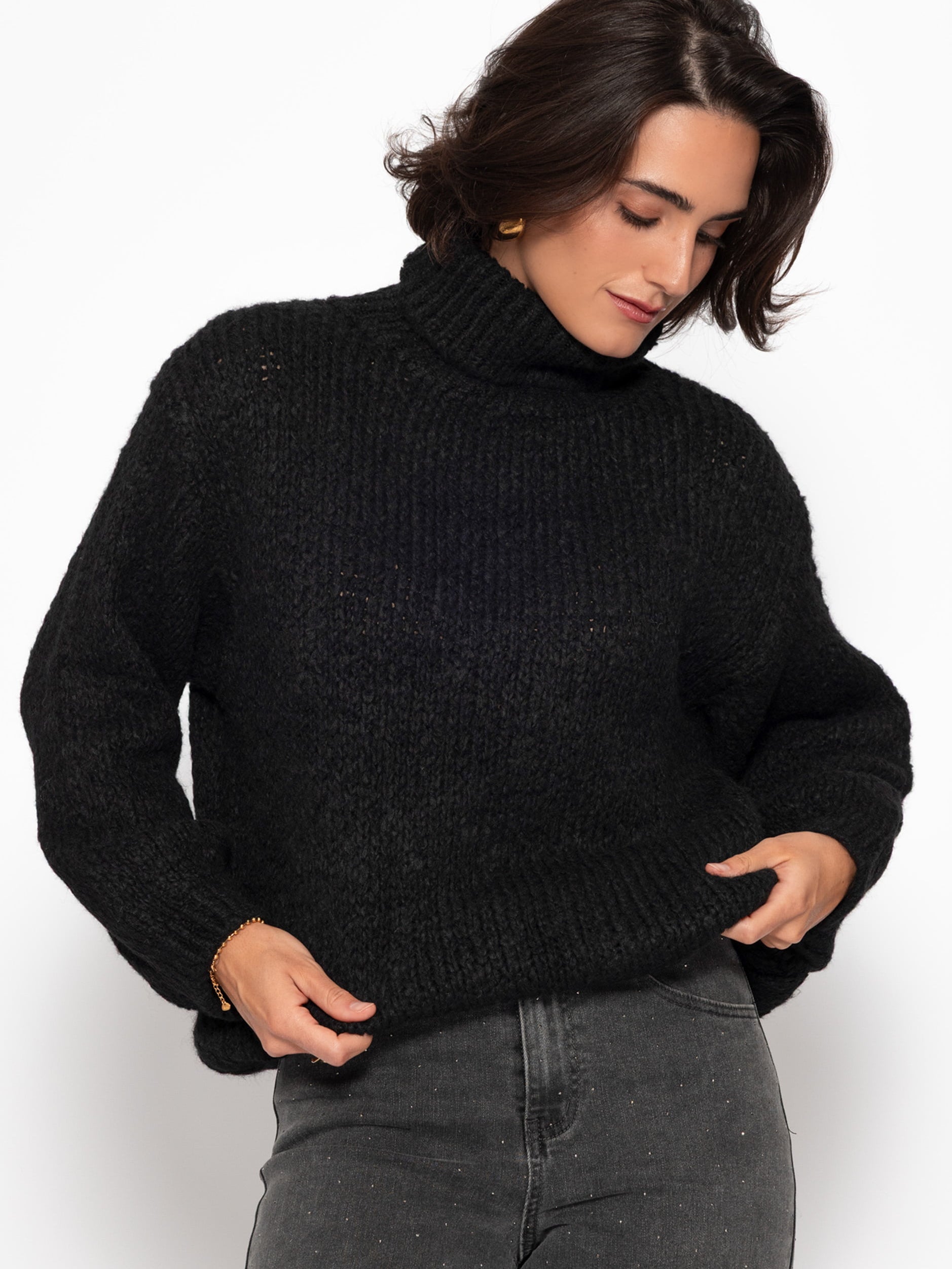 Oversized turtleneck sweater - black