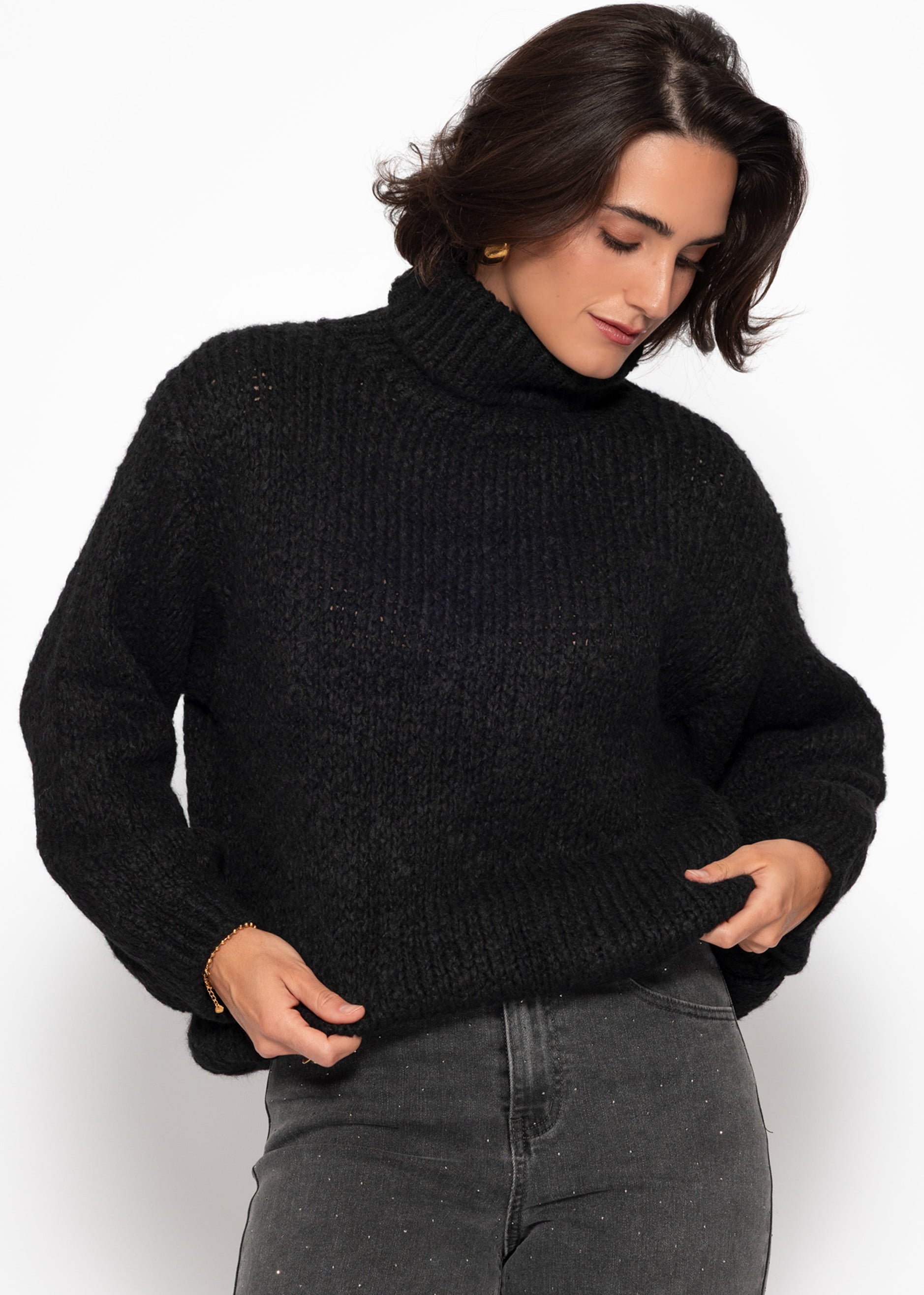 Oversize Rollkragenpullover schwarz – SASSYCLASSY