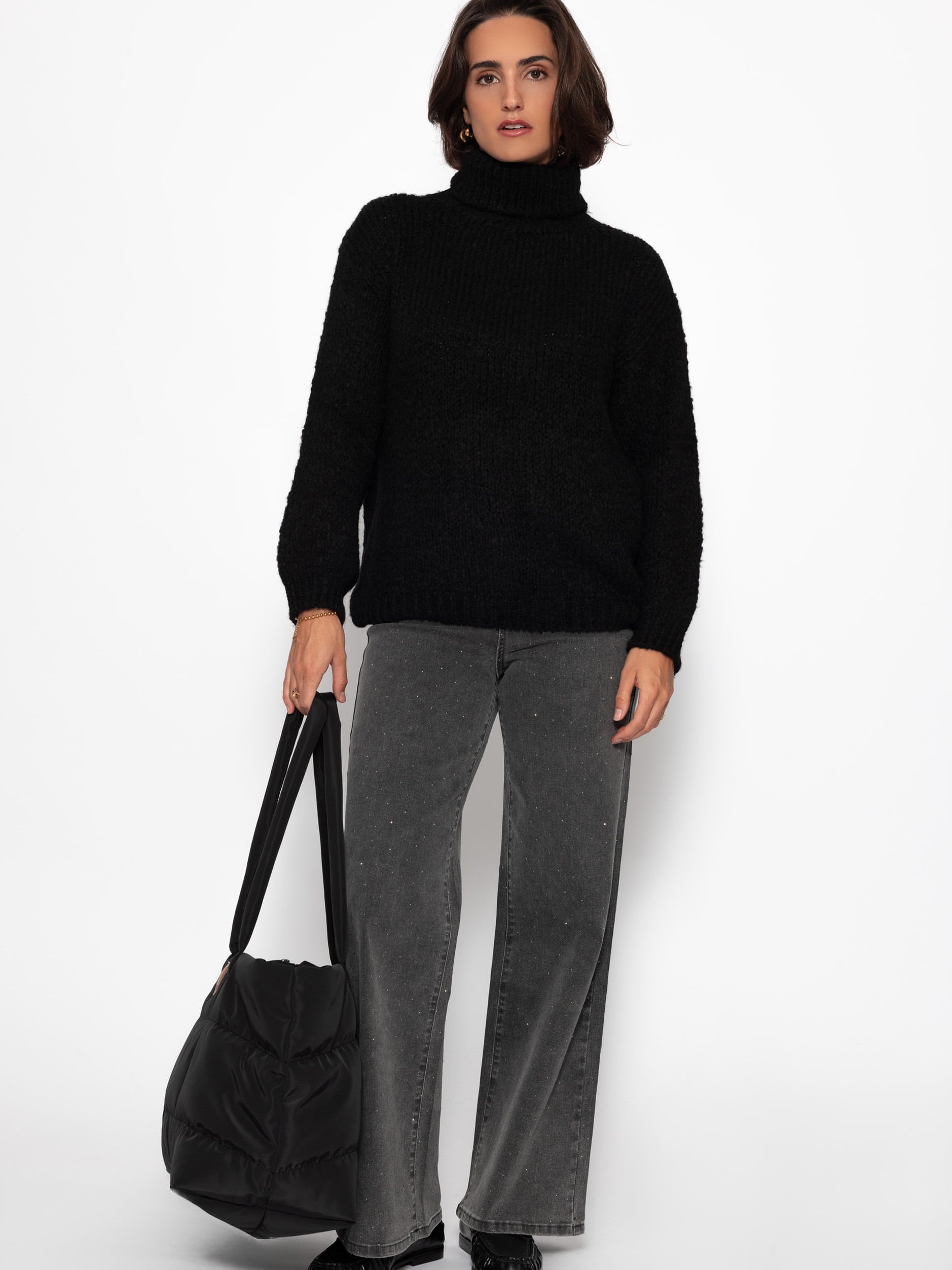 Oversized turtleneck sweater - black