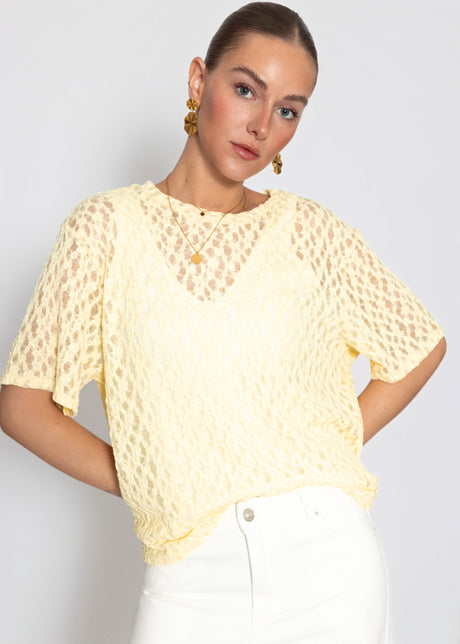 Oversize T-Shirt aus Spitze - gelb von SASSYCLASSY