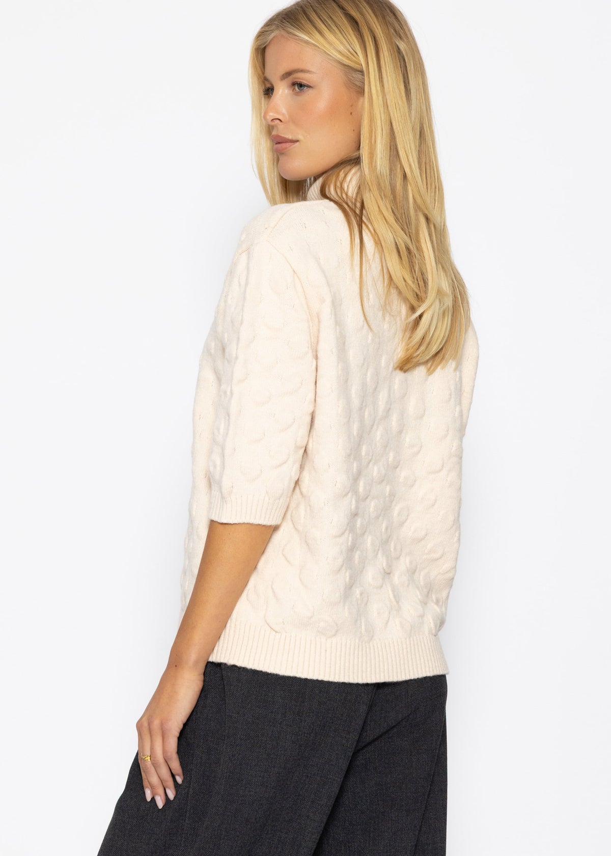 Oversized Kurzarmpullover mit Noppenstruktur - offwhite