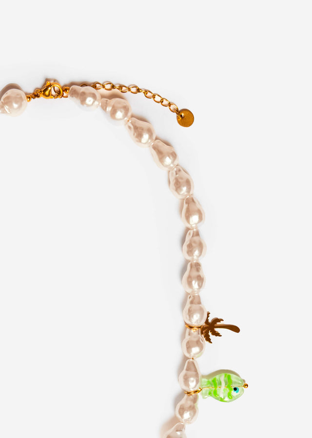 Perlenkette mit bunten maritimen Charms - weiß